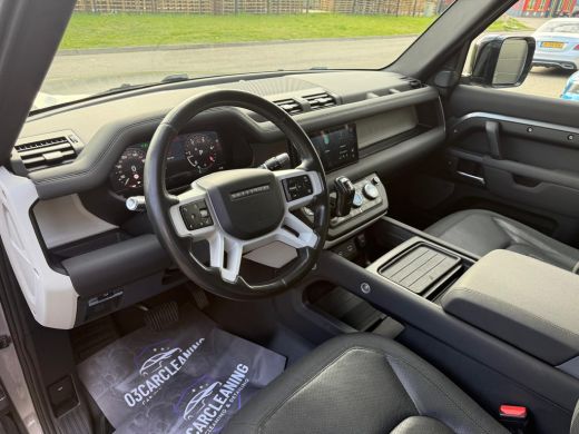 Land Rover Defender 2.0 D240 110 S | 3/6/12MND GARANTIE | GRIJSKENTEKEN| PANO | CRUISE | LED | CARPLAY | DAB | NAVI |... ActivLease financial lease