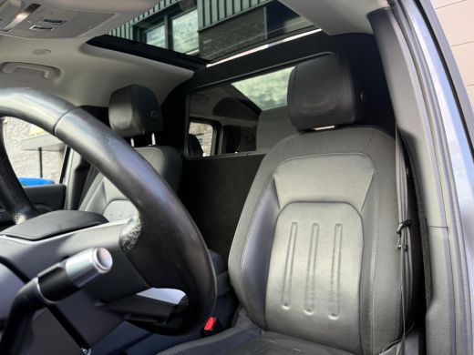 Land Rover Defender 2.0 D240 110 S | 3/6/12MND GARANTIE | GRIJSKENTEKEN| PANO | CRUISE | LED | CARPLAY | DAB | NAVI |... ActivLease financial lease