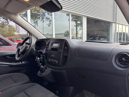 Mercedes-Benz Vito 111 CDI Lang | Trekhaak | 3 Zitplaatsen | Bluetooth | Airco ActivLease financial lease