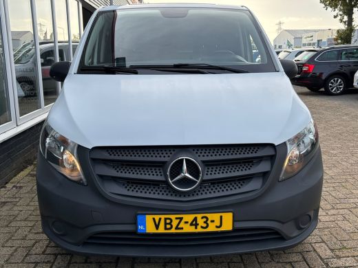 Mercedes-Benz Vito 111 CDI Lang | Trekhaak | 3 Zitplaatsen | Bluetooth | Airco ActivLease financial lease