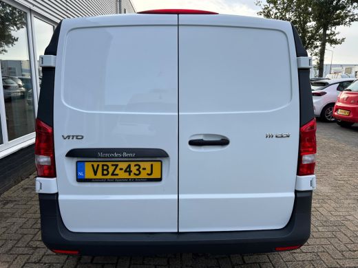 Mercedes-Benz Vito 111 CDI Lang | Trekhaak | 3 Zitplaatsen | Bluetooth | Airco ActivLease financial lease
