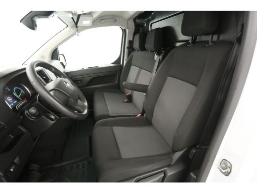 Opel Vivaro-e L3H1 75 kWh | Snelladen | SOH 94% | Airco | Cruise | Carplay | 3 Zits | Parkeersens. ActivLease financial lease
