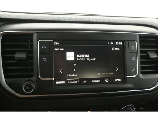 Opel Vivaro-e L3H1 75 kWh | Snelladen | SOH 94% | Airco | Cruise | Carplay | 3 Zits | Parkeersens. ActivLease financial lease