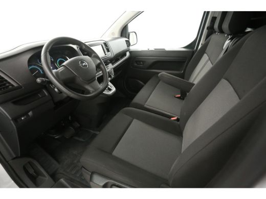 Opel Vivaro-e L3H1 75 kWh | Snelladen | SOH 94% | Airco | Cruise | Carplay | 3 Zits | Parkeersens. ActivLease financial lease