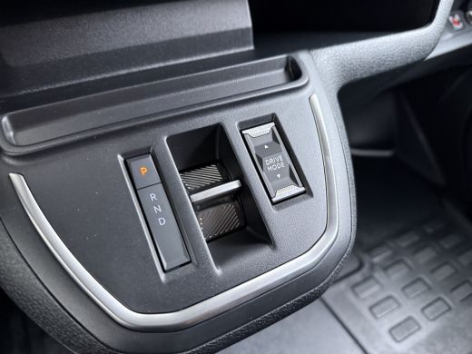 Opel Vivaro-e Electric L2 | ND | Elektrisch bedienbare en verwarmde buitenspiegels | Ge&iuml;soleerde comfort scheid... ActivLease financial lease