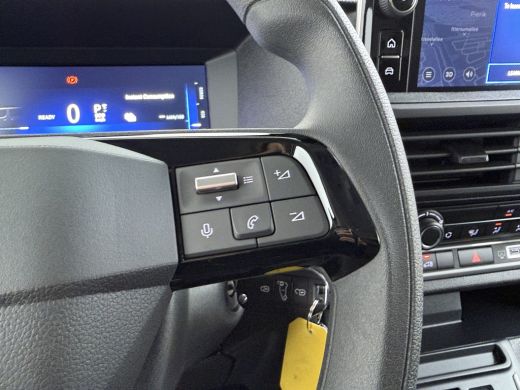 Opel Vivaro-e Electric L2 | ND | Elektrisch bedienbare en verwarmde buitenspiegels | Ge&iuml;soleerde comfort scheid... ActivLease financial lease