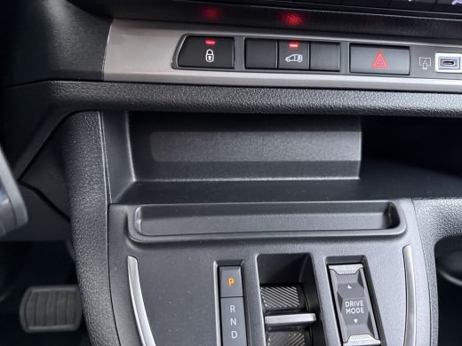 Opel Vivaro-e Electric L2 | ND | Elektrisch bedienbare en verwarmde buitenspiegels | Ge&iuml;soleerde comfort scheid... ActivLease financial lease