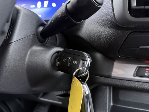 Opel Vivaro-e Electric L2 | ND | Elektrisch bedienbare en verwarmde buitenspiegels | Ge&iuml;soleerde comfort scheid... ActivLease financial lease