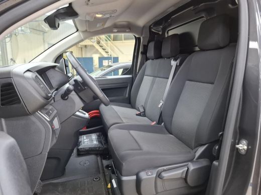 Opel Vivaro-e L2 75 kWh | 11 kW boordlader | Comfort Pakket | Elektrisch bedienbare en verwarmde buitenspiegels ActivLease financial lease