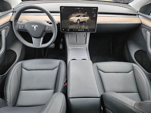Tesla Model Y RWD 58 kWh | Panoramadak | Stoelverwarming | Keyless | Dodehoek detectie | | Cruise control adapt... ActivLease financial lease