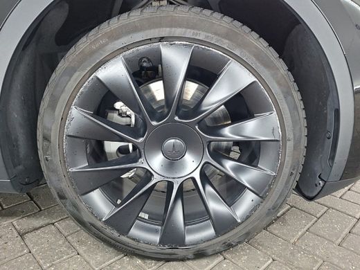 Tesla Model Y RWD 58 kWh | Panoramadak | Voorstoelen verwarmd | Keyless | Dodehoek detectie | Cruise control ad... ActivLease financial lease