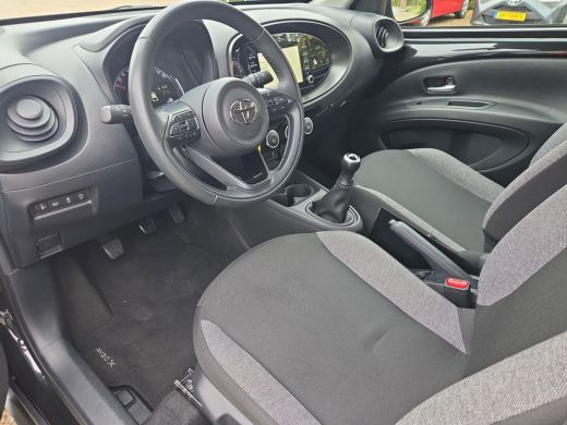 Toyota Aygo X 1.0 VVT-i MT Play | Apple CarPlay | Adaptive Cruise | BTW Auto | Rijklaar incl. garantie | ActivLease financial lease