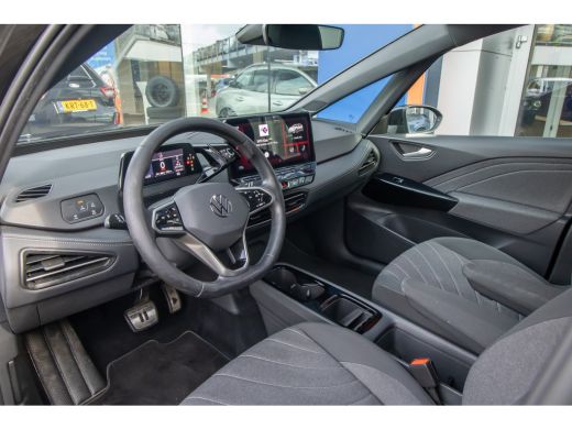 Volkswagen ID.3 Pro 59 kWh | Apple Carplay/Android Auto | Cruise Control Adaptief | Climate | DAB | Parkeersensor... ActivLease financial lease