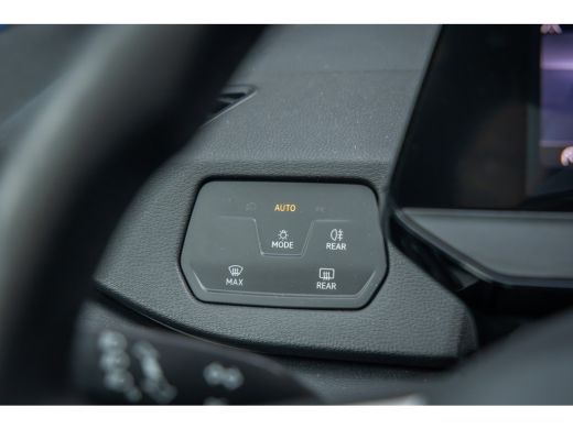 Volkswagen ID.3 Pro 59 kWh | Apple Carplay/Android Auto | Cruise Control Adaptief | Climate | DAB | Parkeersensor... ActivLease financial lease