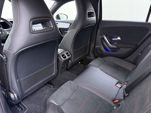 Mercedes-Benz A-Klasse 180 AMG line | Night Sfeer ActivLease financial lease