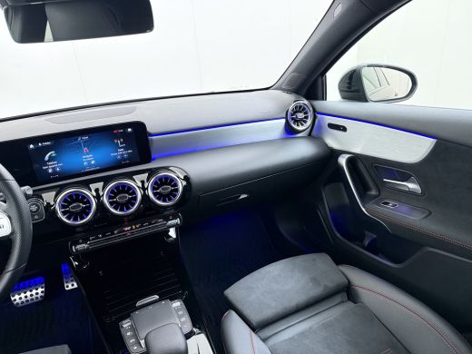 Mercedes-Benz A-Klasse 180 AMG line | Night Sfeer ActivLease financial lease