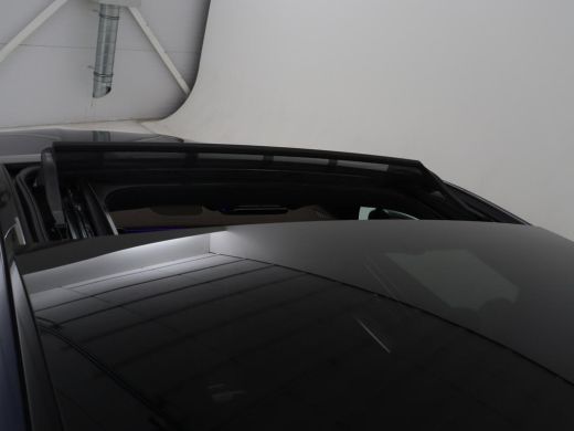 Mercedes-Benz EQE | SOH 97.1% | Panoramadak | Trekhaak | Head up | 360 camera | Adaptive cruise | Stoelkoeling | Me... ActivLease financial lease