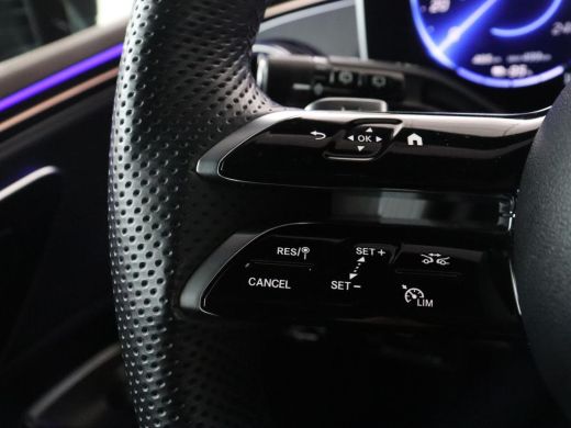 Mercedes-Benz EQE | SOH 97.1% | Panoramadak | Trekhaak | Head up | 360 camera | Adaptive cruise | Stoelkoeling | Me... ActivLease financial lease