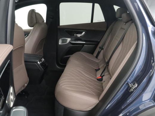 Mercedes-Benz EQE | SOH 97.1% | Panoramadak | Trekhaak | Head up | 360 camera | Adaptive cruise | Stoelkoeling | Me... ActivLease financial lease