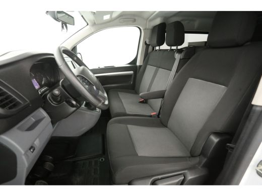 Opel Vivaro Citro&euml;n Jumpy 2.0 BlueHDI 145PK L3H1 | DC | 6 Zits |  Airco | Cruise | Trekhaak | Carplay | Navi ActivLease financial lease