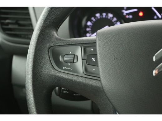 Opel Vivaro Citro&euml;n Jumpy 2.0 BlueHDI 145PK L3H1 | DC | 6 Zits |  Airco | Cruise | Trekhaak | Carplay | Navi ActivLease financial lease