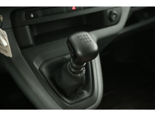 Opel Vivaro Citro&euml;n Jumpy 2.0 BlueHDI 145PK L3H1 | DC | 6 Zits |  Airco | Cruise | Trekhaak | Carplay | Navi ActivLease financial lease