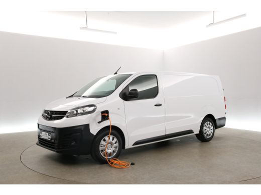 Opel Vivaro-e 75 kWh L3H1 Long Range | Snelladen | SOH 91% | Airco | Cruise | 3 Zits | Parkeersens. ActivLease financial lease
