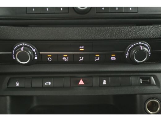 Opel Vivaro-e 75 kWh L3H1 Long Range | Snelladen | SOH 91% | Airco | Cruise | 3 Zits | Parkeersens. ActivLease financial lease