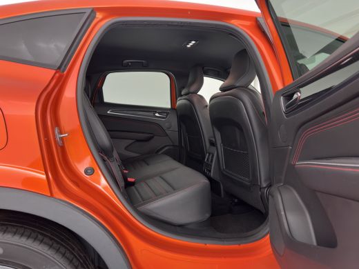 Renault Arkana 1.6 E-Tech Hybrid 145 R.S. Line (INCL-BTW) Aut. *LEATHER | FULL-LED | BLINDSPOT | CAMERA | BOSE-A... ActivLease financial lease