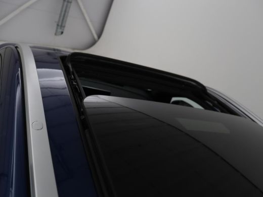 Seres 3 52kWh | Panoramadak | Leder | Stoelverwarming | 360 Camera | Navigatie | Keyless | Elektrische st... ActivLease financial lease