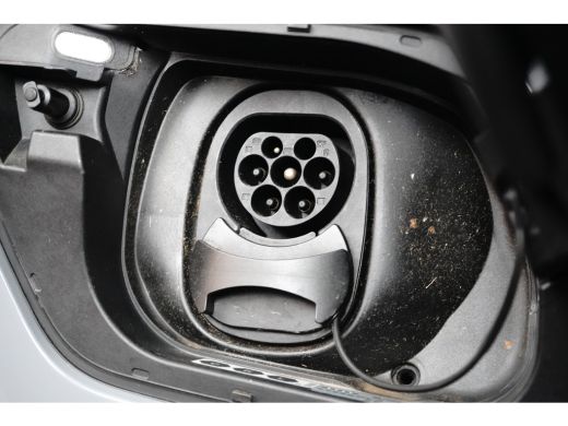 Volkswagen ID.3 Pro 204PK 58 kWh | INTERIEUR VOORVERWARMING | APP. CONNECT | LED | CCS ActivLease financial lease