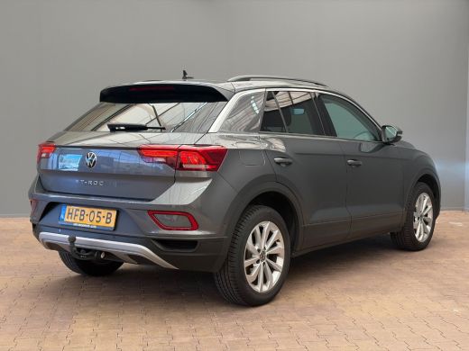 Volkswagen T-Roc 1.5 TSI Life Edition Camera | Climate | Adaptieve Cruise | Carplay | Digitaal Dashboard | Parkeer... ActivLease financial lease