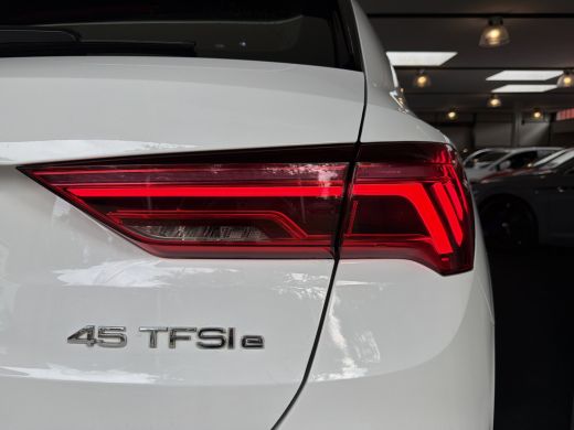 Audi Q3 45 TFSIe 245PK HYBRID S-TRONIC S-LINE PRO-LINE CARPLAY/NAVI/LED/ VIRTIUEEL ActivLease financial lease
