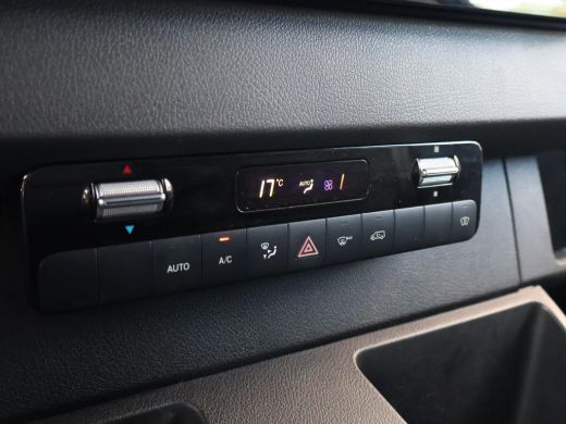 Mercedes-Benz Sprinter 319 3.0 CDI V6 190 PK AUT. L2H2 + 2 SCHUIFDEUREN | 3500 KG TREKHAAK | BREEDBEELD MBUX NAVIGATIE ActivLease financial lease