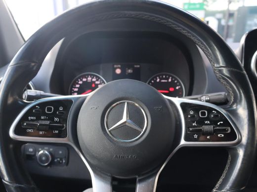 Mercedes-Benz Sprinter 319 3.0 CDI V6 190 PK AUT. L2H2 + 2 SCHUIFDEUREN | 3500 KG TREKHAAK | BREEDBEELD MBUX NAVIGATIE ActivLease financial lease