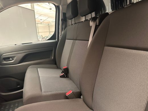 Opel Vivaro-e L2 75 kWh | 11 kW lader | Apple Carplay/Android Auto|telefoonintegratie premium | Cruise control ActivLease financial lease