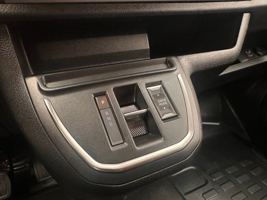 Opel Vivaro-e L2 75 kWh | 11 kW lader | Apple Carplay/Android Auto|telefoonintegratie premium | Cruise control ActivLease financial lease