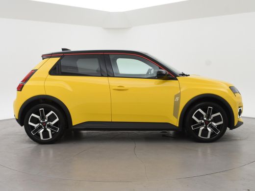 Renault 5 COMFORT RANGE TECHNO 52 kWh 150 PK *NIEUW* DIRECT LEVERBAAR + WINTER PACK | SFEERVERLICHTING ActivLease financial lease