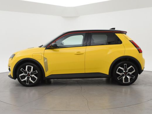 Renault 5 COMFORT RANGE TECHNO 52 kWh 150 PK *NIEUW* DIRECT LEVERBAAR + WINTER PACK | SFEERVERLICHTING ActivLease financial lease