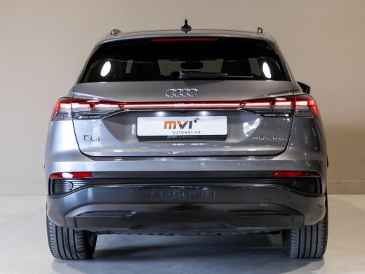 Audi Q4 e-tron 40 Launch edition Advanced Plus 77 kWh SOH 91% / 204pk / Panorama dak / Warmtepomp / Head-up disp... ActivLease financial lease