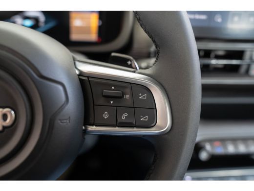 Jeep Avenger 1.2 e-Hybrid Longitude | Adaptive Cruise Controle | Navigatie | Parkeersensoren | LED | Apple Car... ActivLease financial lease