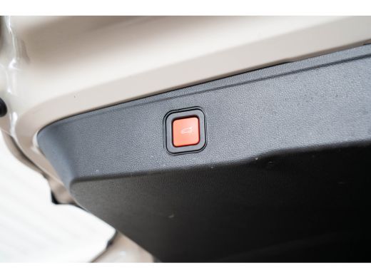 Jeep Avenger 1.2 e-Hybrid Summit | Camera | Elektrische Achterklep | Navigatie | Apple Carplay & Android Auto ... ActivLease financial lease
