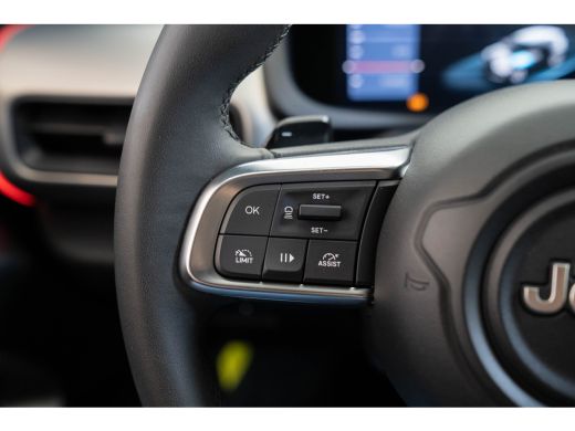 Jeep Avenger 1.2 e-Hybrid Summit | Camera | Elektrische Achterklep | Navigatie | Apple Carplay & Android Auto ... ActivLease financial lease