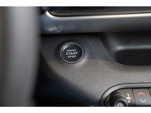 Jeep Avenger 1.2 e-Hybrid Summit | Camera | Elektrische Achterklep | Navigatie | Apple Carplay & Android Auto ... ActivLease financial lease