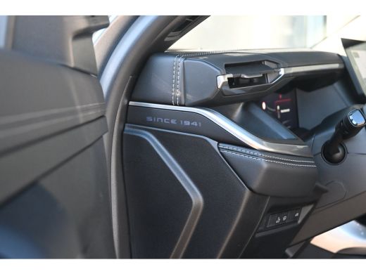 Jeep Compass First Edition 74 kWh Tot 8 Jaar Garantie! Premium + Convience Pack | Vol-Leder | Warmtepomp | Ada... ActivLease financial lease