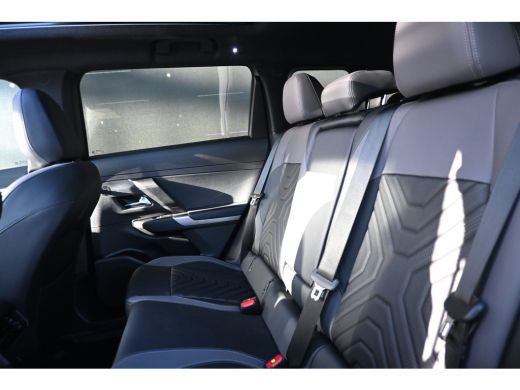 Jeep Compass First Edition 74 kWh Tot 8 Jaar Garantie! Premium + Convience Pack | Vol-Leder | Warmtepomp | Ada... ActivLease financial lease