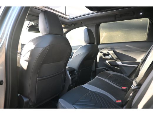 Jeep Compass First Edition 74 kWh Tot 8 Jaar Garantie! Premium + Convience Pack | Vol-Leder | Warmtepomp | Ada... ActivLease financial lease