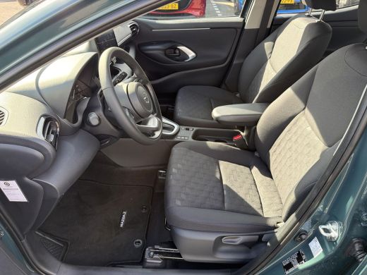 Mazda 2 Hybrid Hybrid 1.5 Centre-line | Stoelverwarming | CarPlay / Android Auto | Achteruitrijcamera ActivLease financial lease