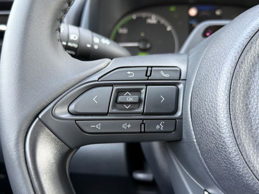 Mazda 2 Hybrid Hybrid 1.5 Centre-line | Stoelverwarming | CarPlay / Android Auto | Achteruitrijcamera ActivLease financial lease