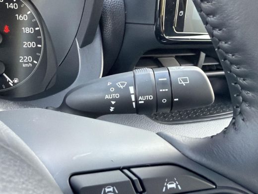 Mazda 2 Hybrid Hybrid 1.5 Centre-line | Stoelverwarming | CarPlay / Android Auto | Achteruitrijcamera ActivLease financial lease
